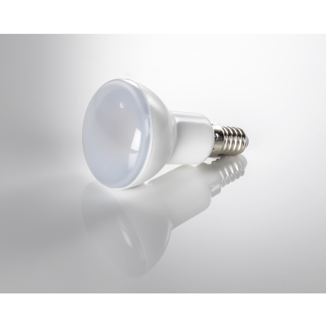 abx3 High-Res Image 3 - Xavax, LED Bulb, E14, 450 lm Replaces 39 W, Reflector Bulb R50, warm white, 2 pcs